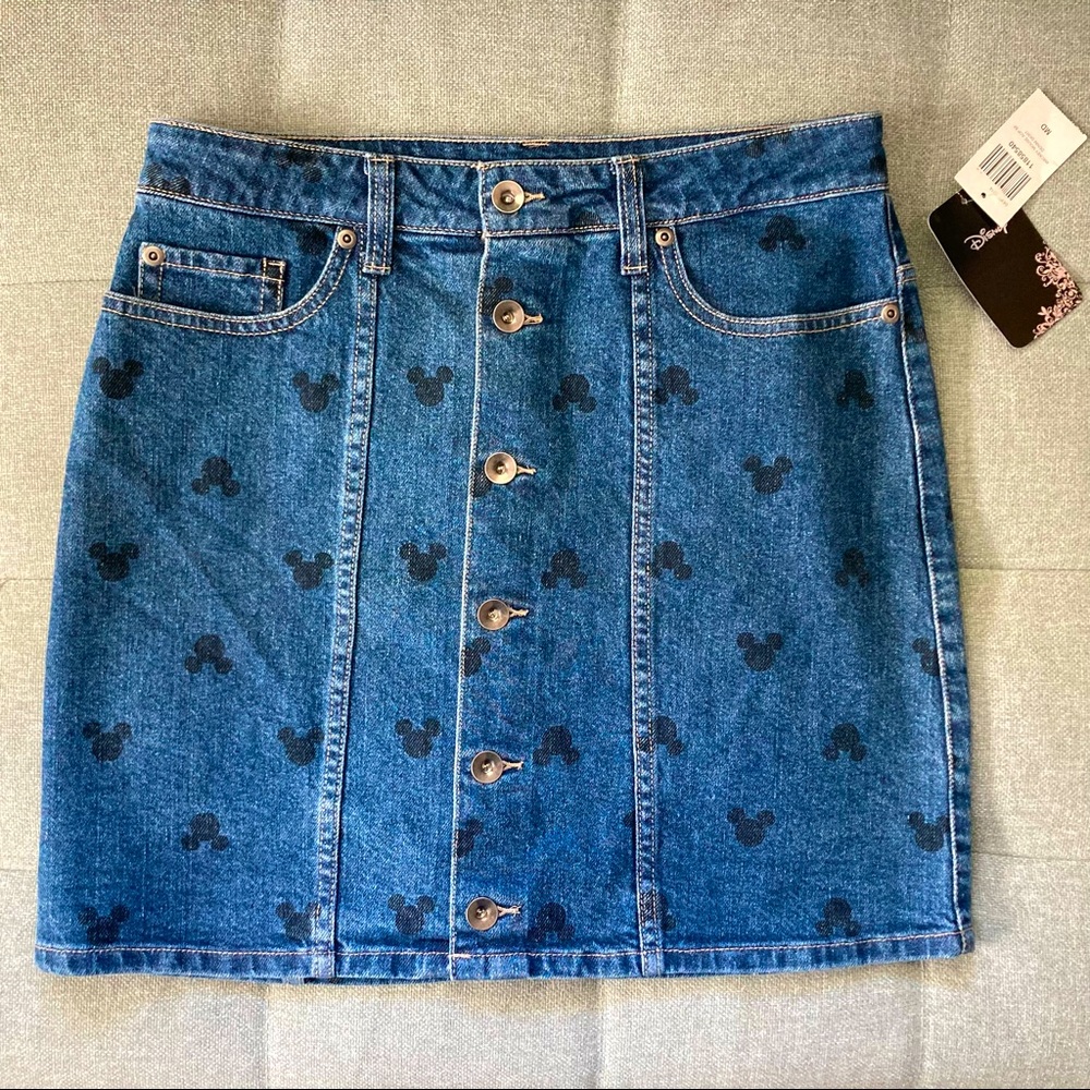 NWT Disney / Hot Topic Denim Skirt Size Medium